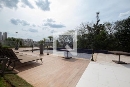 Apartamento à venda com 82m², 2 quartos e 2 vagasÁrea comum - Piscina