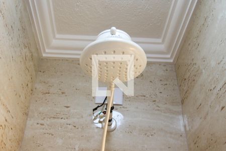 Casa à venda com 175m², 4 quartos e 2 vagas Casa à venda com 175m², 4 quartos e 2 vagasBanheiro