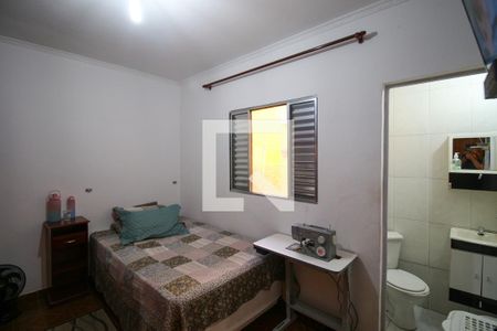 Casa à venda com 175m², 4 quartos e 2 vagas Casa à venda com 175m², 4 quartos e 2 vagasQuarto / suíte 1