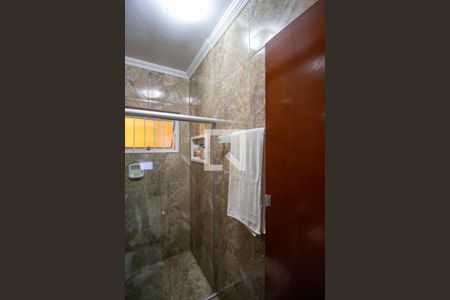 Casa à venda com 175m², 4 quartos e 2 vagas Casa à venda com 175m², 4 quartos e 2 vagasBanheiro 2