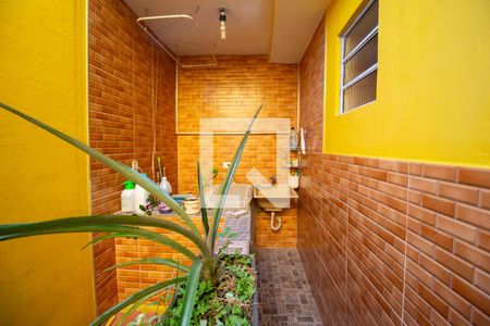 Casa à venda com 175m², 4 quartos e 2 vagas Casa à venda com 175m², 4 quartos e 2 vagasÁrea de Serviço 2