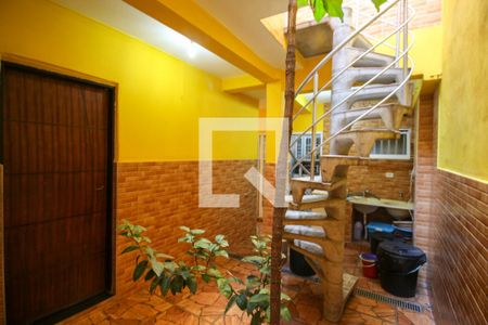 Casa à venda com 175m², 4 quartos e 2 vagas Casa à venda com 175m², 4 quartos e 2 vagasÁrea de Serviço