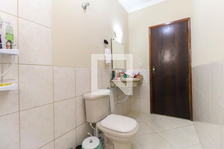 Casa à venda com 233m², 3 quartos e 3 vagas Casa à venda com 233m², 3 quartos e 3 vagasBanheiro Social 2