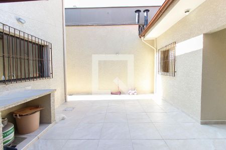 Casa à venda com 233m², 3 quartos e 3 vagas Casa à venda com 233m², 3 quartos e 3 vagasQuintal