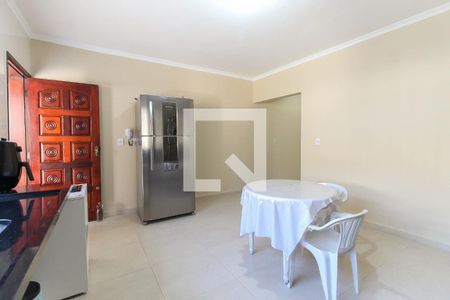 Casa à venda com 233m², 3 quartos e 3 vagas Casa à venda com 233m², 3 quartos e 3 vagasCozinha