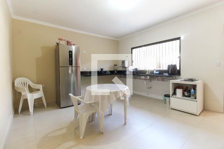 Casa à venda com 233m², 3 quartos e 3 vagas Casa à venda com 233m², 3 quartos e 3 vagasCozinha