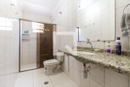 Casa à venda com 233m², 3 quartos e 3 vagas Casa à venda com 233m², 3 quartos e 3 vagasBanheiro Social 1