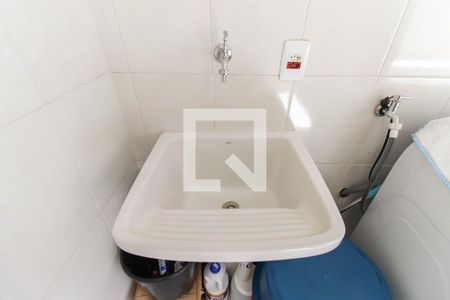 Casa à venda com 233m², 3 quartos e 3 vagas Casa à venda com 233m², 3 quartos e 3 vagasÁrea de Serviço