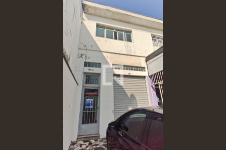 Studio para alugar com 30m², 1 quarto e sem vaga Studio para alugar com 30m², 1 quarto e sem vagaFachada + placa