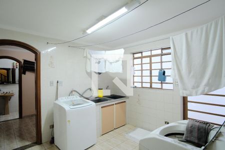 Casa à venda com 650m², 5 quartos e 4 vagasLavanderia