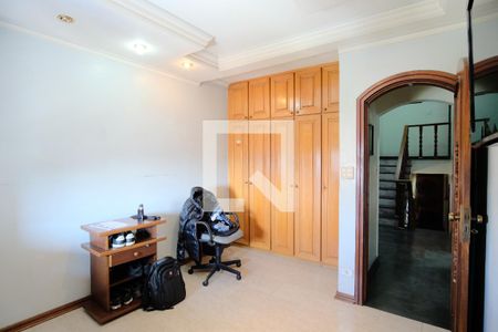 Casa à venda com 650m², 5 quartos e 4 vagasQuarto 2