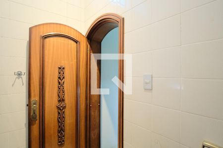 Casa à venda com 650m², 5 quartos e 4 vagasLavabo da Garagem