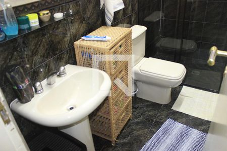 Casa para alugar com 120m², 2 quartos e 2 vagasBanheiro