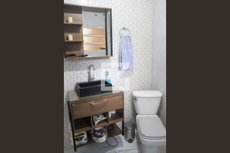 Casa para alugar com 120m², 2 quartos e 2 vagasLavabo
