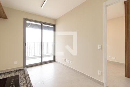 Sala de apartamento para alugar com 1 quarto, 37m² em Vila Firmiano Pinto, São Paulo