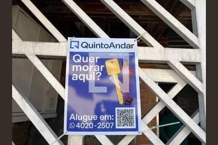 Casa para alugar com 57m², 2 quartos e sem vagaFachada