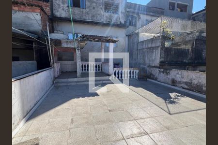 Casa para alugar com 57m², 2 quartos e sem vagaQuintal