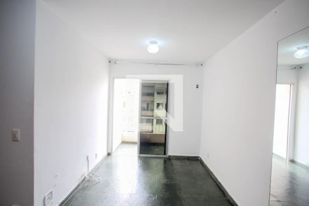 Sala de apartamento para alugar com 2 quartos, 56m² em Jacarepaguá, Rio de Janeiro