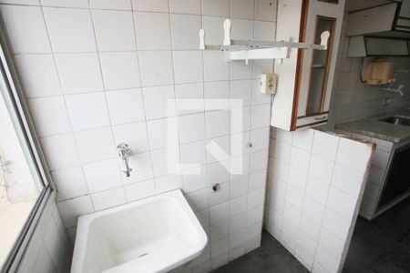 Apartamento para alugar com 56m², 2 quartos e sem vagaÁrea de Serviço