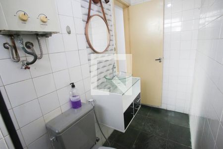 Apartamento para alugar com 56m², 2 quartos e sem vagaBanheiro