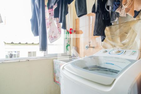 Apartamento à venda com 57m², 2 quartos e 1 vaga Apartamento à venda com 57m², 2 quartos e 1 vagaCozinha e Área de Serviço