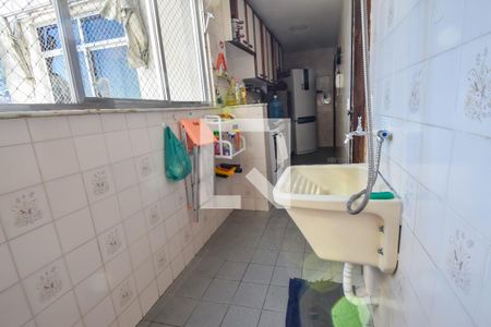 Apartamento para alugar com 75m², 3 quartos e 1 vagaÁrea de Serviço