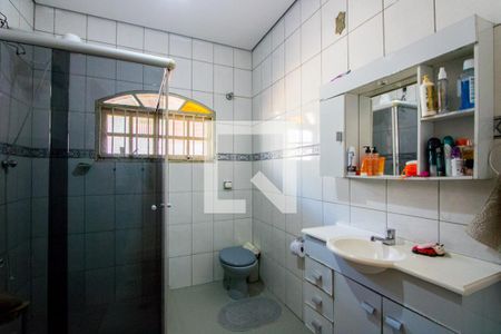 Casa à venda com 400m², 4 quartos e 3 vagasCasa 1 - Banheiro social