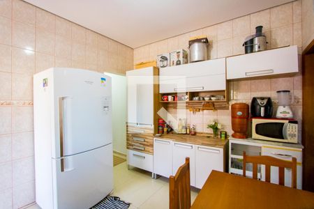 Casa à venda com 400m², 4 quartos e 3 vagasCasa 1 - Cozinha