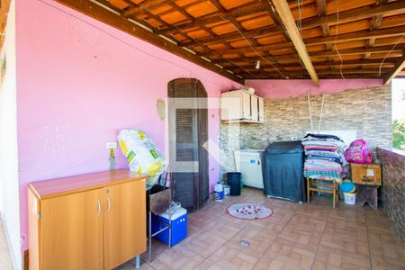 Casa à venda com 400m², 4 quartos e 3 vagasCasa 1 - Área de serviço