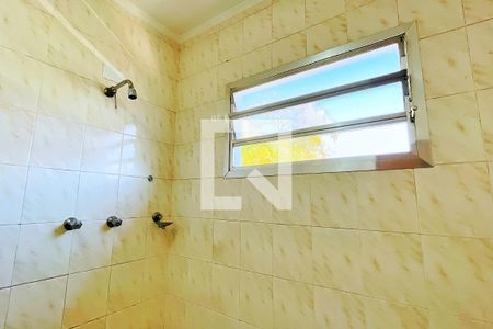 Casa à venda com 195m², 3 quartos e 3 vagasBanheiro da Suíte