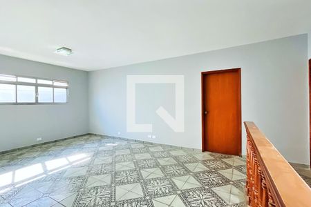 Sala de casa à venda com 3 quartos, 195m² em Jardim Tabatinga, Guarulhos