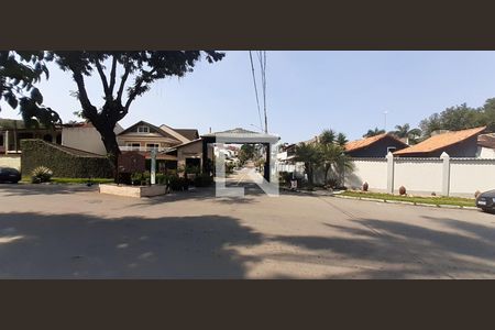 Casa de condomínio à venda com 370m², 5 quartos e 4 vagasFachada 