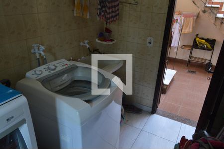 Casa de condomínio à venda com 370m², 5 quartos e 4 vagasÁrea de Serviço