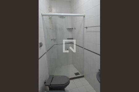 Casa de condomínio à venda com 370m², 5 quartos e 4 vagasBanheiro da Edicula 