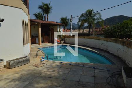 Casa de condomínio à venda com 370m², 5 quartos e 4 vagasÁrea Gourmet