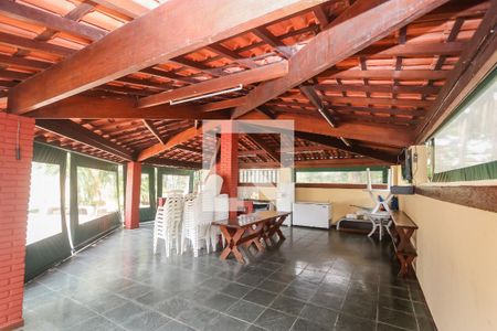 Casa de condomínio para alugar com 300m², 4 quartos e 5 vagas Casa de condomínio para alugar com 300m², 4 quartos e 5 vagasÁrea comum