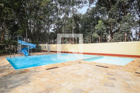 Casa de condomínio para alugar com 300m², 4 quartos e 5 vagas Casa de condomínio para alugar com 300m², 4 quartos e 5 vagasÁrea comum - Piscina