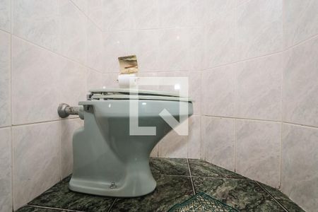 Casa de condomínio para alugar com 300m², 4 quartos e 5 vagas Casa de condomínio para alugar com 300m², 4 quartos e 5 vagasLavabo