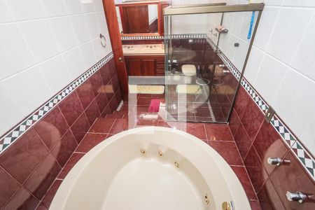 Casa de condomínio para alugar com 300m², 4 quartos e 5 vagas Casa de condomínio para alugar com 300m², 4 quartos e 5 vagasBanheiro Suíte