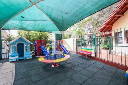 Casa de condomínio para alugar com 300m², 4 quartos e 5 vagas Casa de condomínio para alugar com 300m², 4 quartos e 5 vagasÁrea comum - Playground