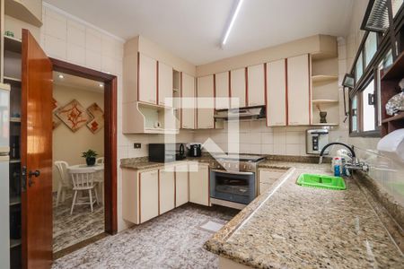 Casa de condomínio para alugar com 300m², 4 quartos e 5 vagas Casa de condomínio para alugar com 300m², 4 quartos e 5 vagasCozinha