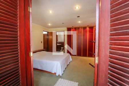 Casa de condomínio para alugar com 300m², 4 quartos e 5 vagas Casa de condomínio para alugar com 300m², 4 quartos e 5 vagasVaranda da Suíte