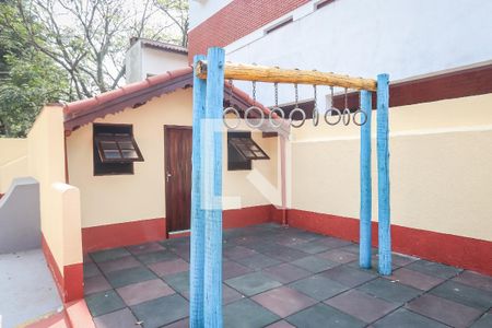 Casa de condomínio para alugar com 300m², 4 quartos e 5 vagas Casa de condomínio para alugar com 300m², 4 quartos e 5 vagasÁrea comum