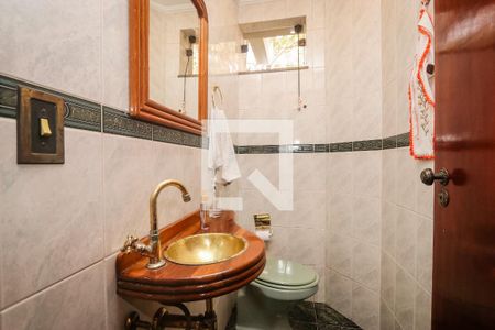 Casa de condomínio para alugar com 300m², 4 quartos e 5 vagas Casa de condomínio para alugar com 300m², 4 quartos e 5 vagasLavabo