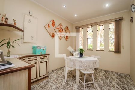 Casa de condomínio para alugar com 300m², 4 quartos e 5 vagas Casa de condomínio para alugar com 300m², 4 quartos e 5 vagasCopa