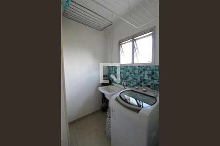 Apartamento à venda com 67m², 2 quartos e 1 vagaÁrea de Serviço