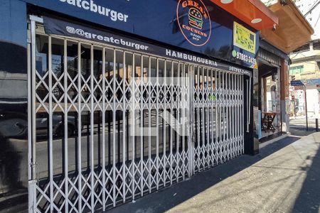 Casa à venda com 150m², 4 quartos e 3 vagasFachada do Salão 2