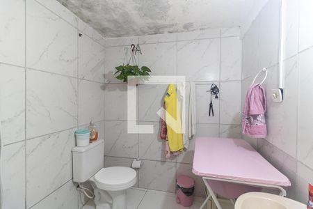 Casa à venda com 150m², 4 quartos e 3 vagasBanheiro da Casa 2