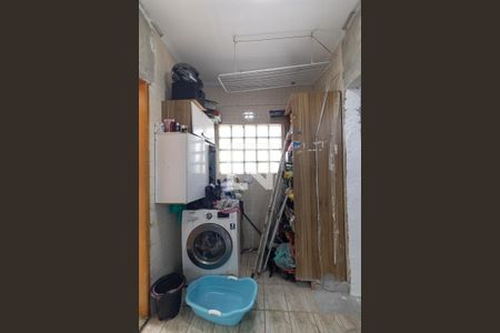 Casa à venda com 150m², 4 quartos e 3 vagasLavanderia da Casa 1