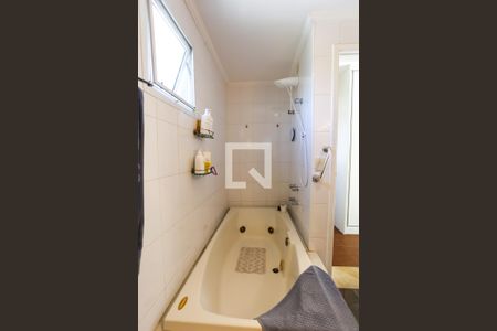 Apartamento à venda com 140m², 3 quartos e 3 vagasBanheiro da Suíte 1